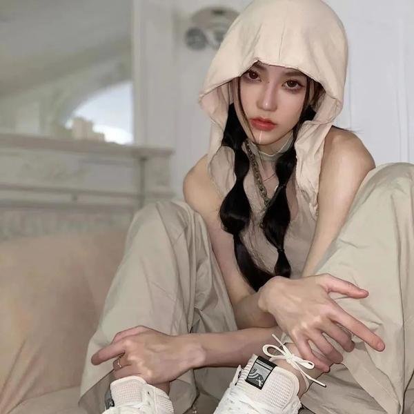 情报：锁定第二季海报